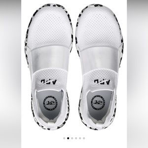 APL Techloom Bliss in White Metallic